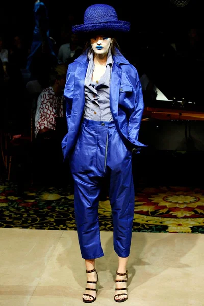 Look 21
